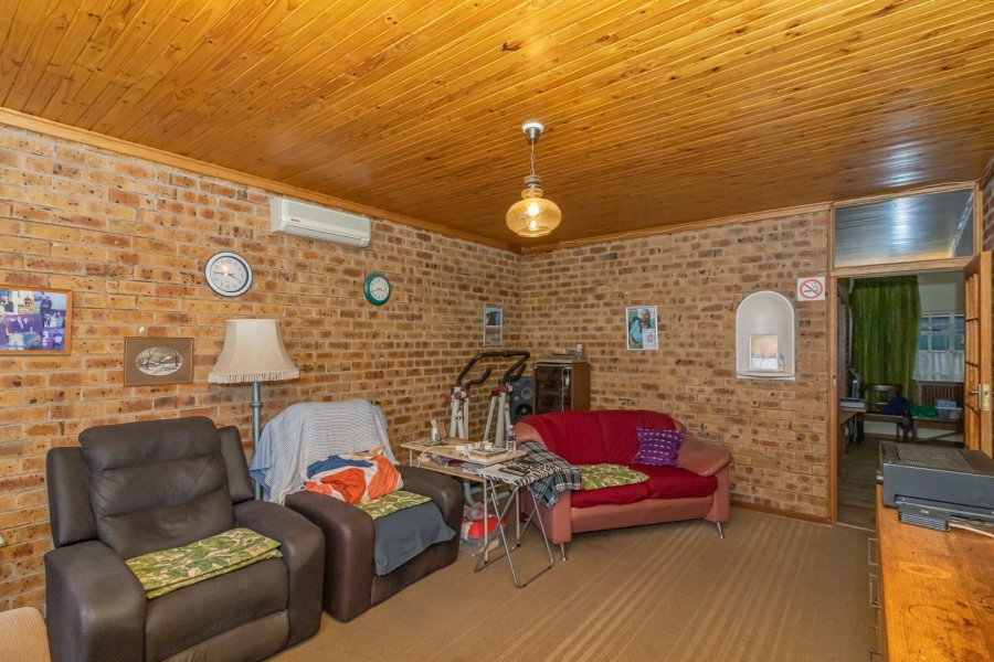 3 Bedroom Property for Sale in Uitsig Free State